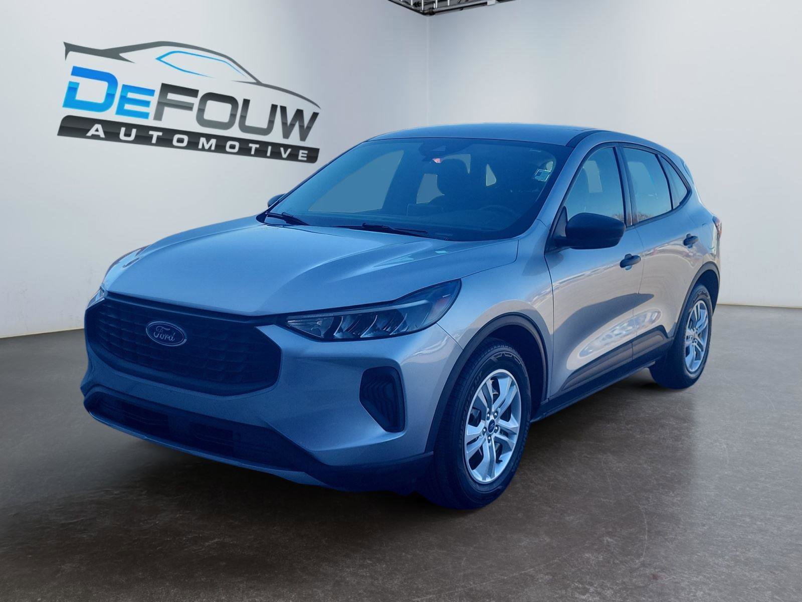 Used 2023 Ford Escape Base image 7