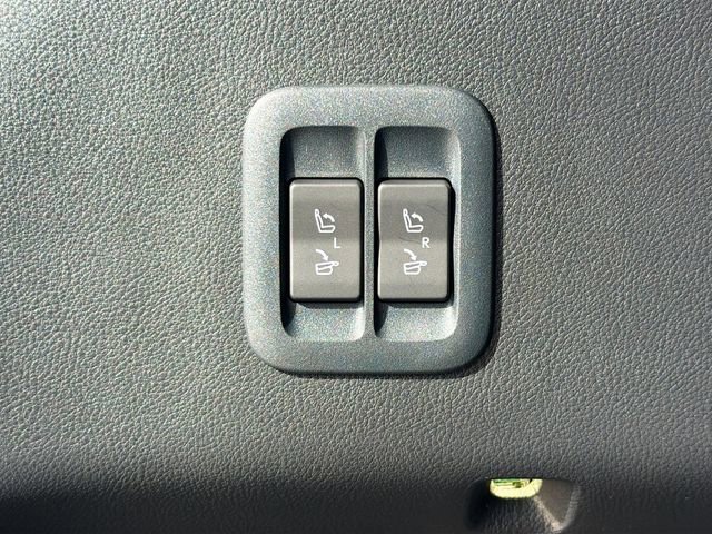 New 2026 Lexus TX 500h AWD image 13