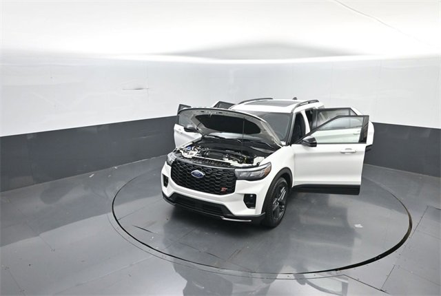 New 2026 Ford Explorer ST w/ Sun And Sound Package image 39