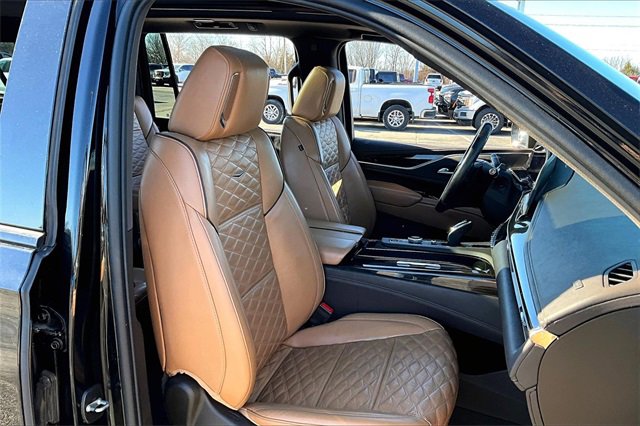 Used 2022 Cadillac Escalade ESV Sport w/ Touring Package image 30