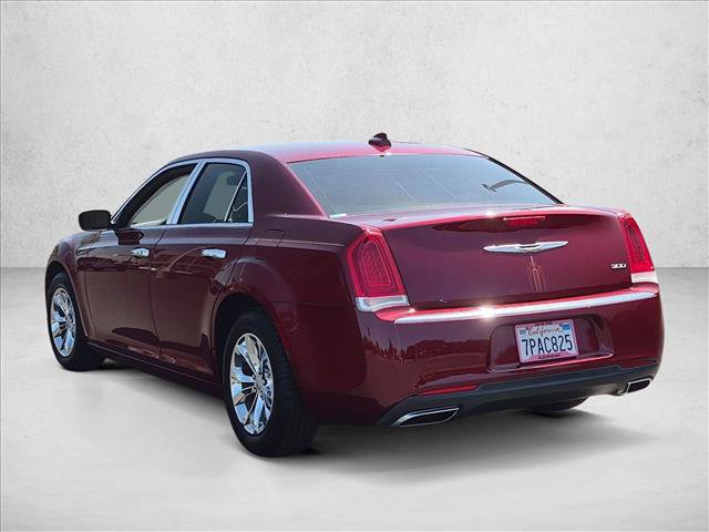 Used 2015 Chrysler 300 Limited w/ Driver Convenience Group RWD image 9