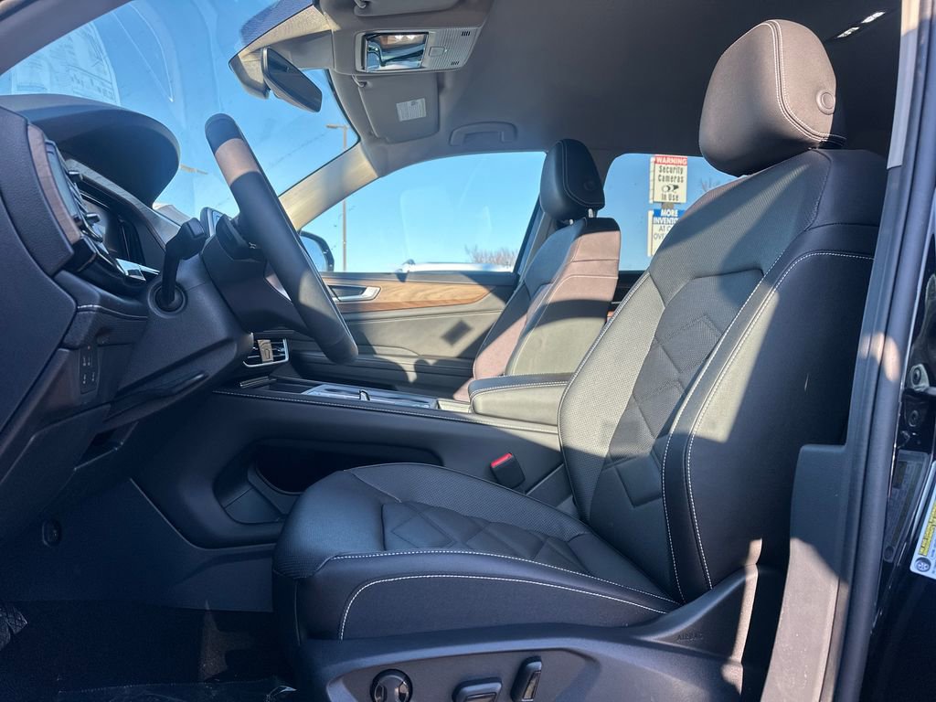 New 2026 Volkswagen Atlas SE image 3