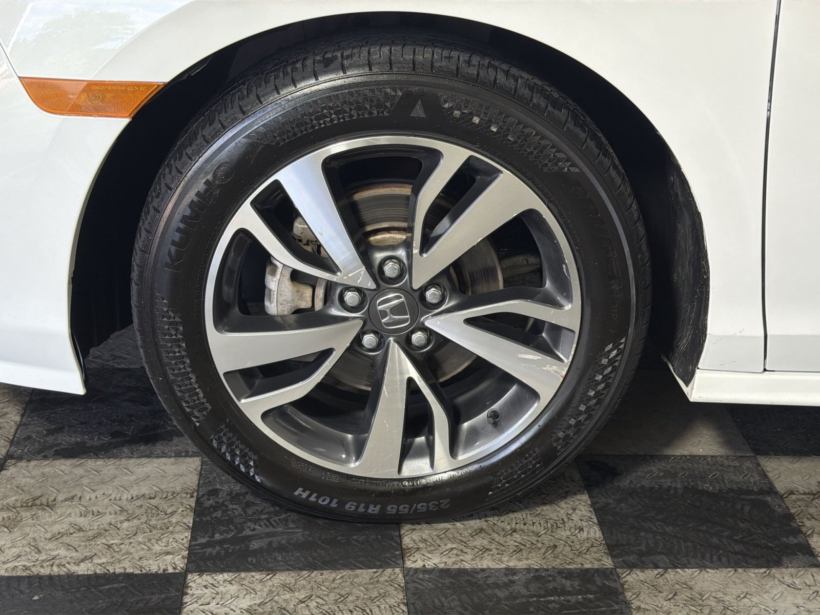 Used 2023 Honda Odyssey Touring image 15