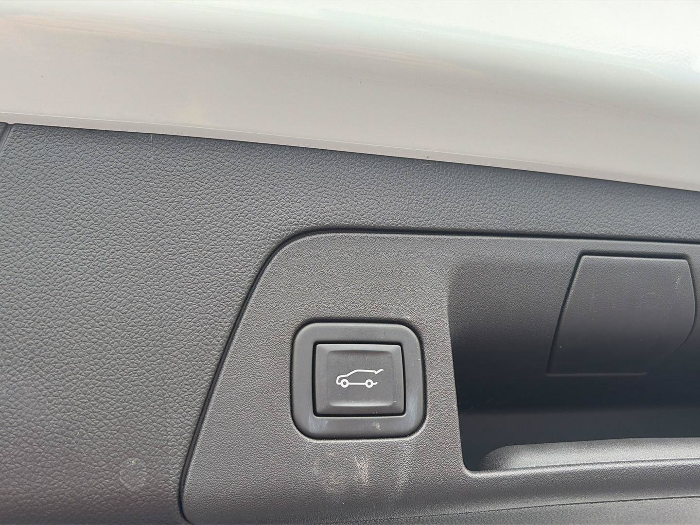 Used 2024 Buick Envision Sport Touring AWD/4WD image 15