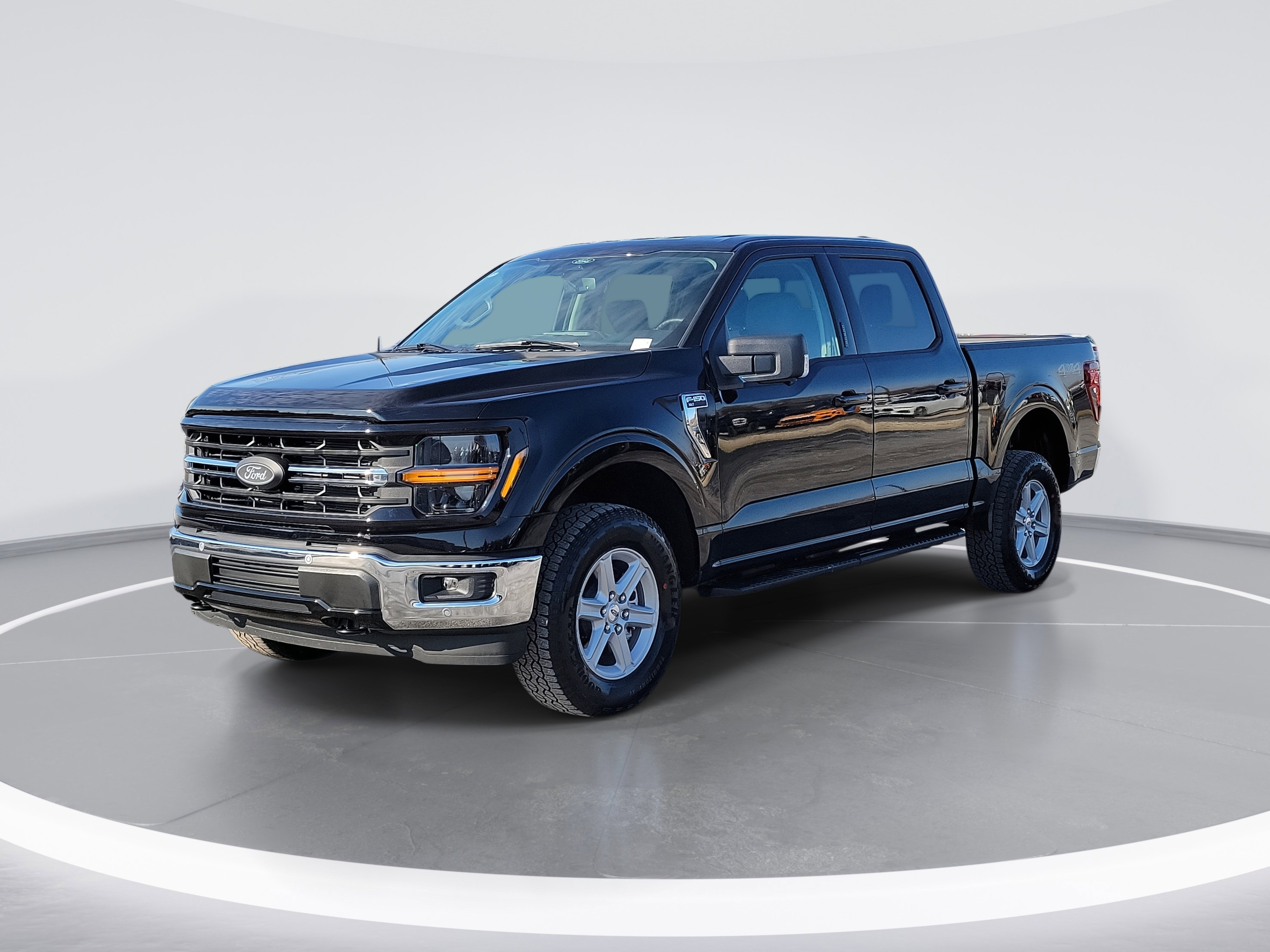 New 2026 Ford F150 XLT w/ Equipment Group 302A MID image 1
