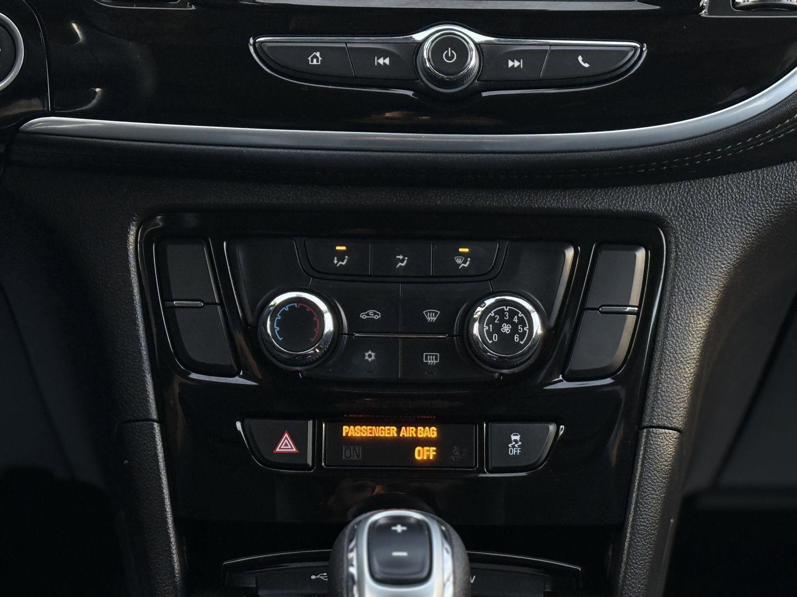Certified 2022 Buick Encore Preferred w/ Safety Package image 16