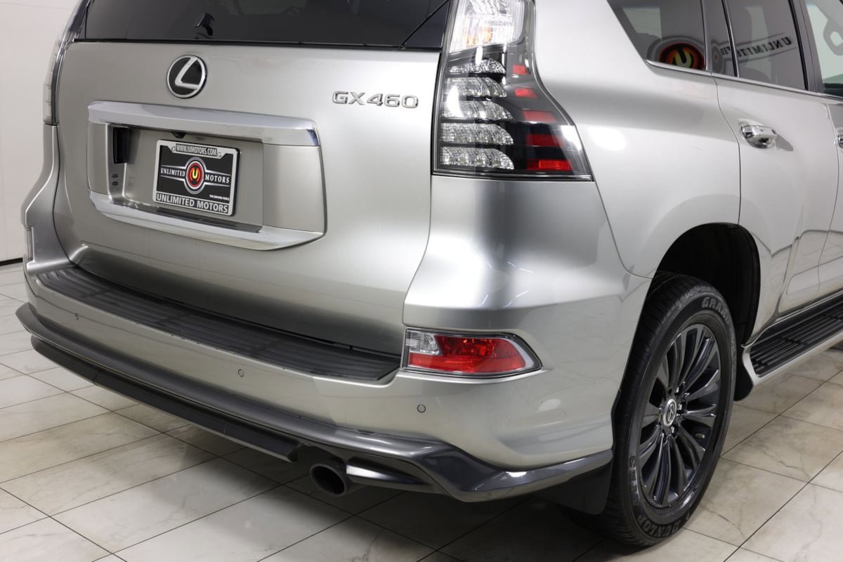 Used 2023 Lexus GX 460 Premium w/ Accessory Package AWD/4WD image 46