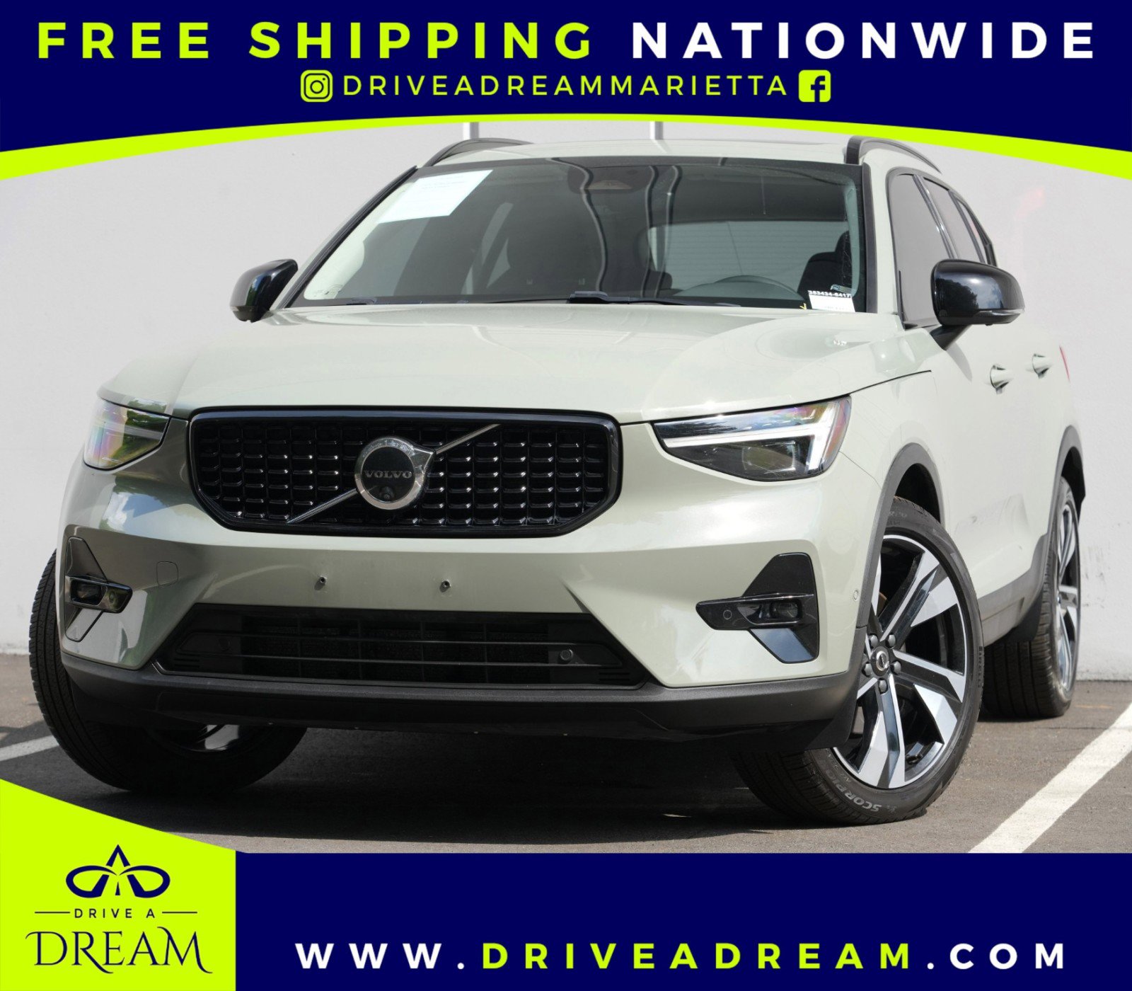 Used 2024 Volvo XC40 B5 Ultimate w/ Climate Package