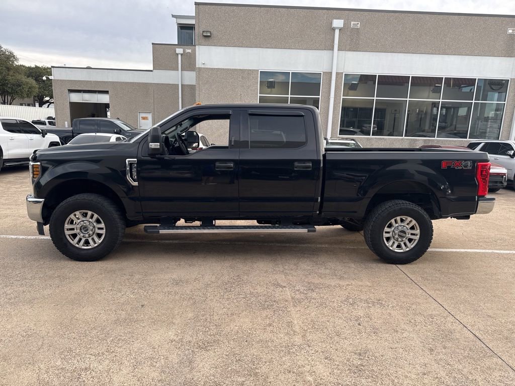 Used 2019 Ford F250 XLT w/ XLT Value Package image 2