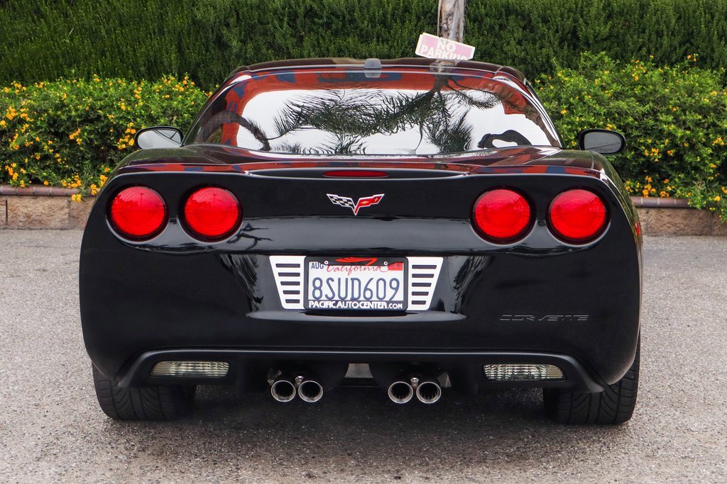 Used 2005 Chevrolet Corvette Coupe w/ Preferred Equipment Group image 7