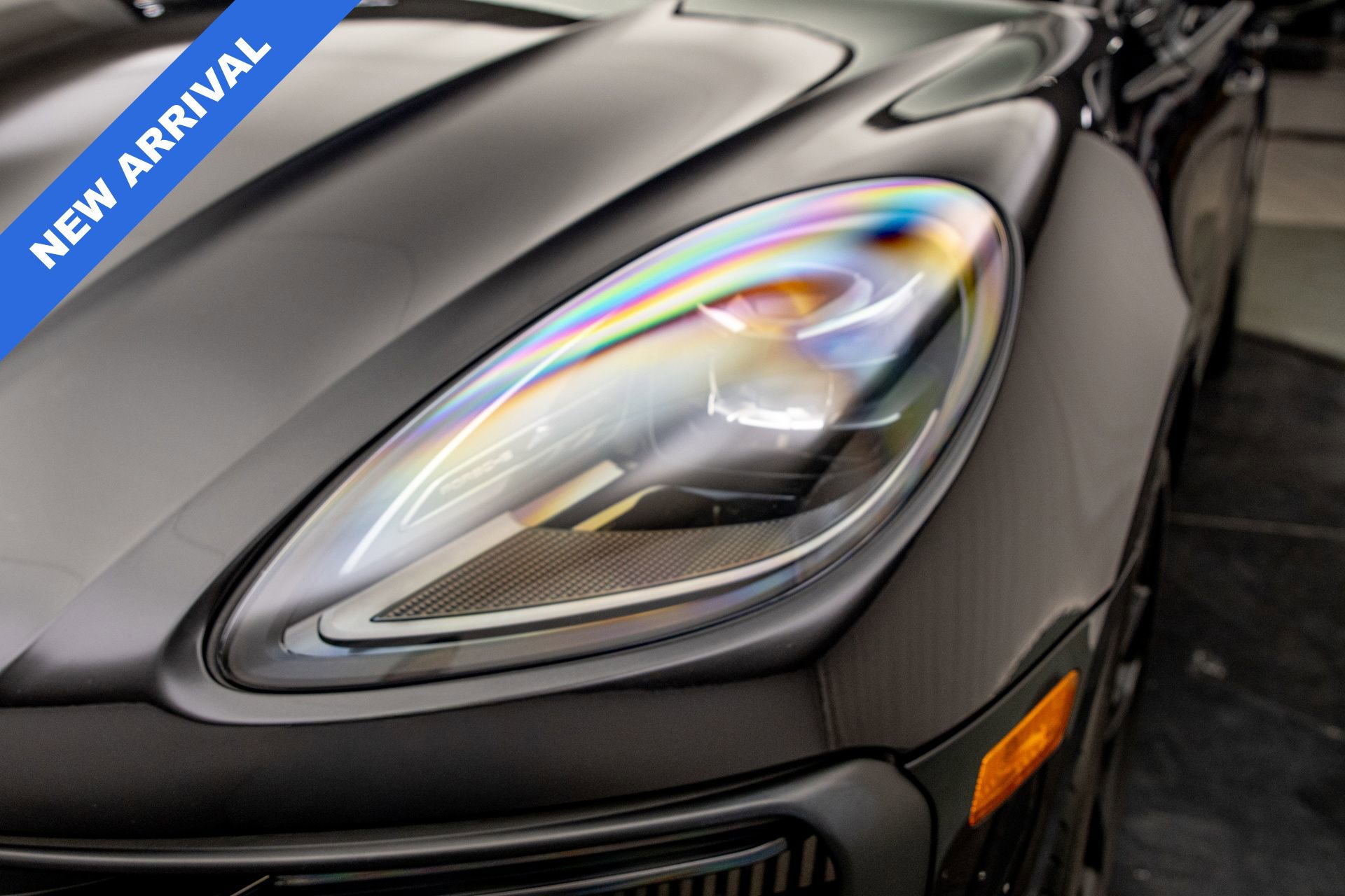 Used 2023 Porsche Macan GTS w/ GTS Sport Package AWD/4WD image 31