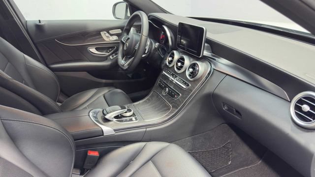 Used 2015 Mercedes-Benz C 300 Sedan w/ Sport Package image 13