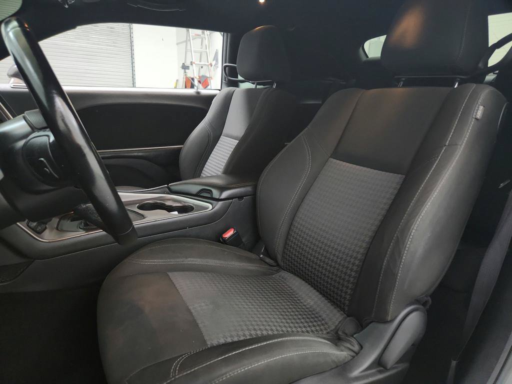 Used 2020 Dodge Challenger SXT RWD image 25