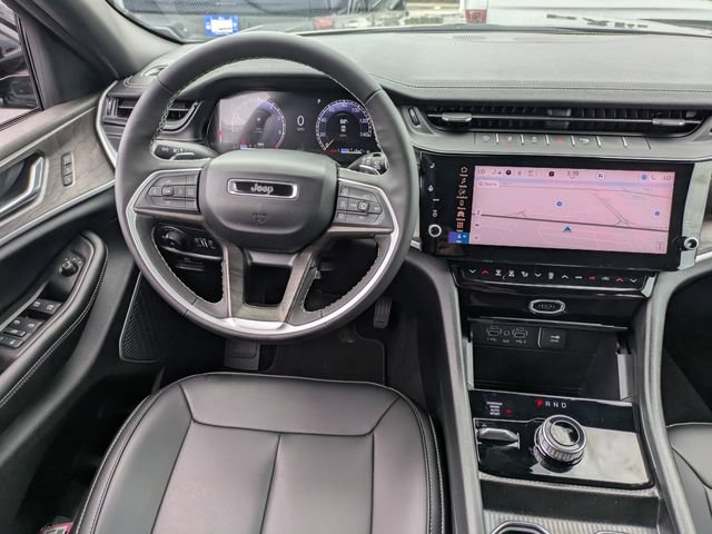New 2026 Jeep Grand Cherokee Limited w/ Trailer Tow Package AWD/4WD image 18
