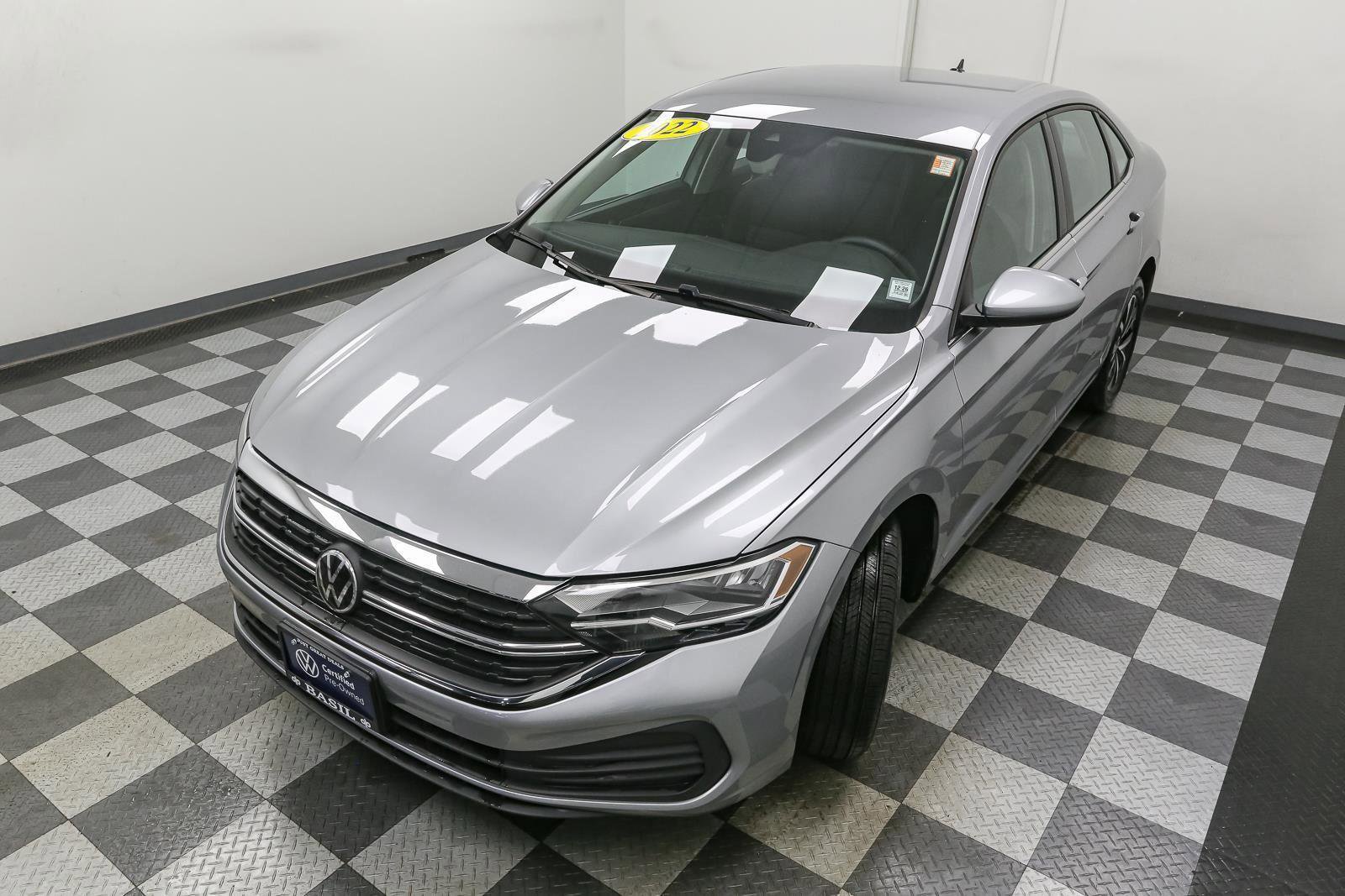 Certified 2022 Volkswagen Jetta S image 7