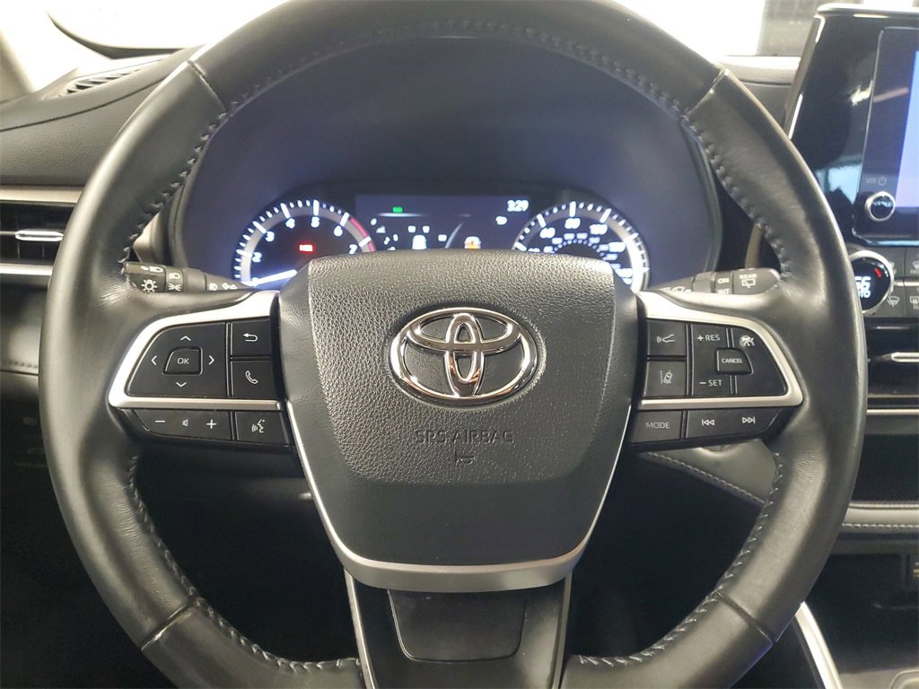 Certified 2023 Toyota Highlander LE image 20