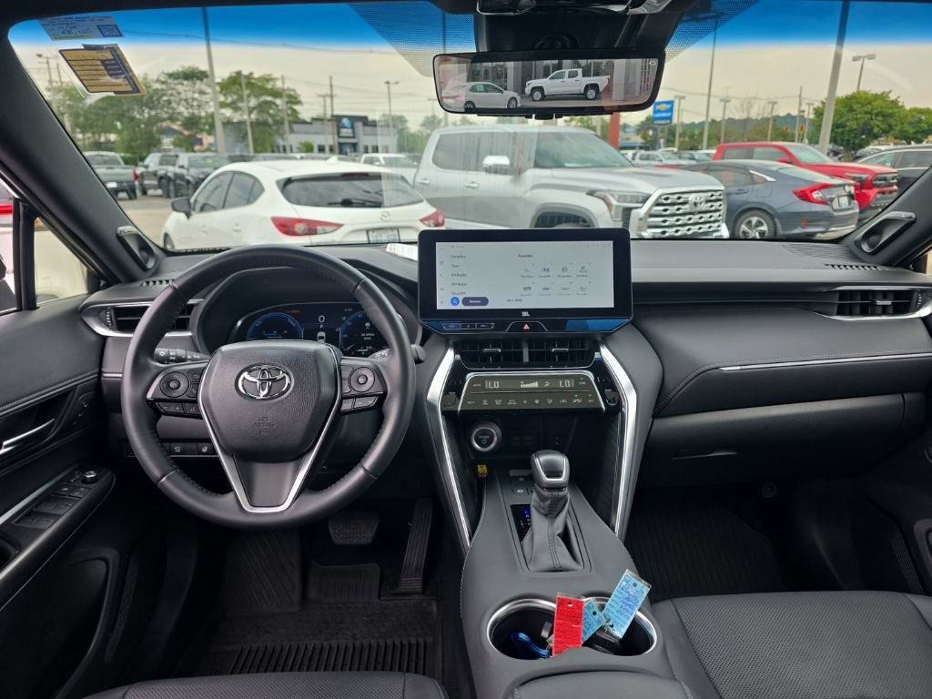 Used 2023 Toyota Venza Limited AWD/4WD image 13