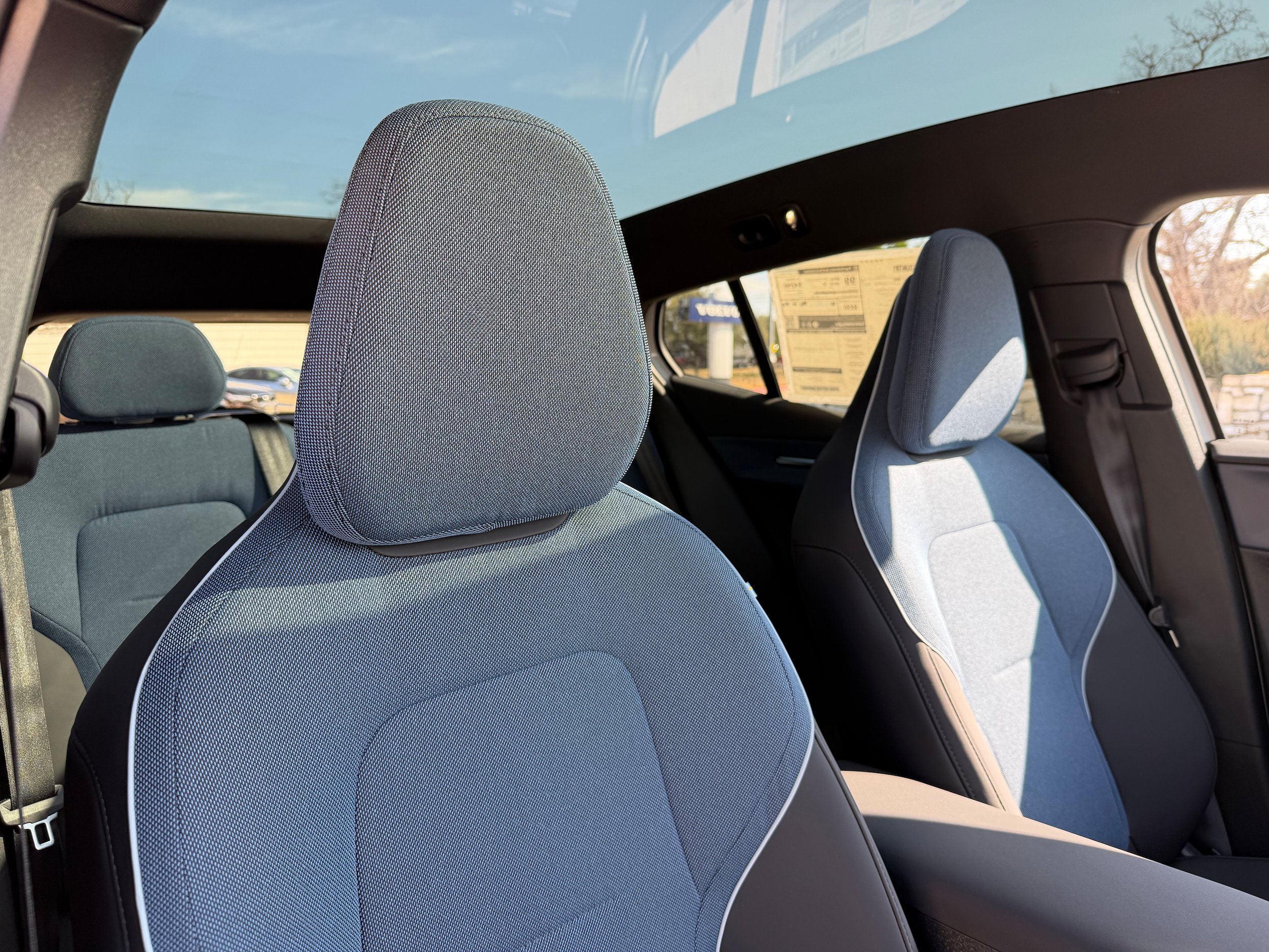 New 2026 Volvo EX30 Cross Country Ultra w/ Protection Package Premier AWD/4WD image 9