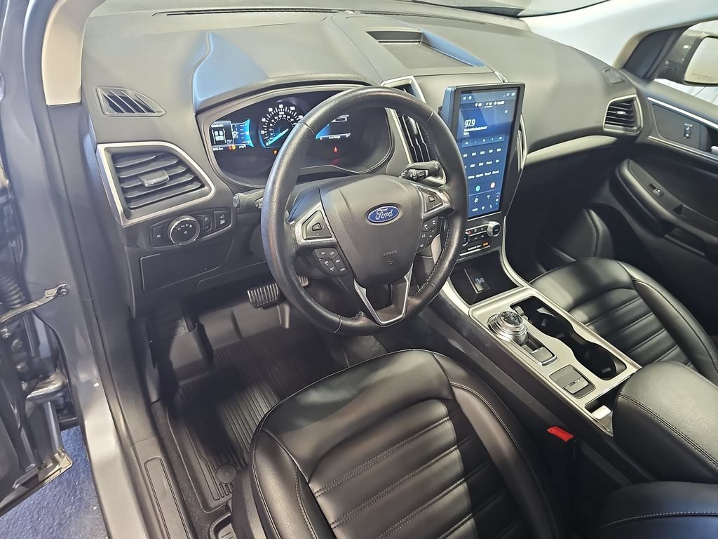 Used 2023 Ford Edge SEL w/ Convenience Package AWD/4WD image 16