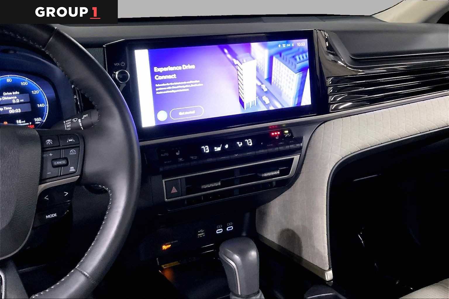 Used 2025 Toyota Camry XLE AWD/4WD image 7