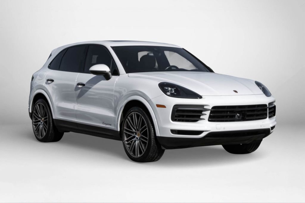 Used 2022 Porsche Cayenne AWD/4WD image 4