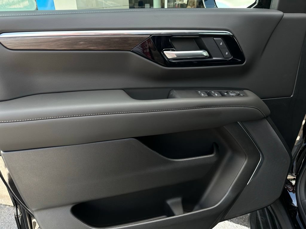 New 2026 Chevrolet Tahoe LS RWD image 11