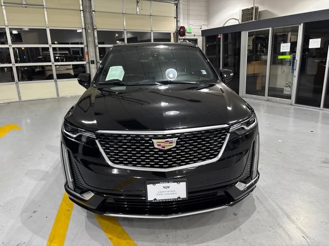 Certified 2025 Cadillac XT6 Luxury FWD image 3