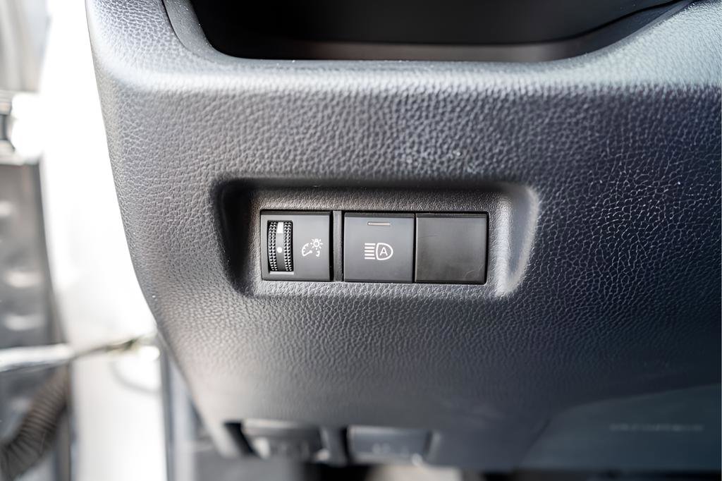 Used 2024 Toyota RAV4 LE AWD/4WD image 25
