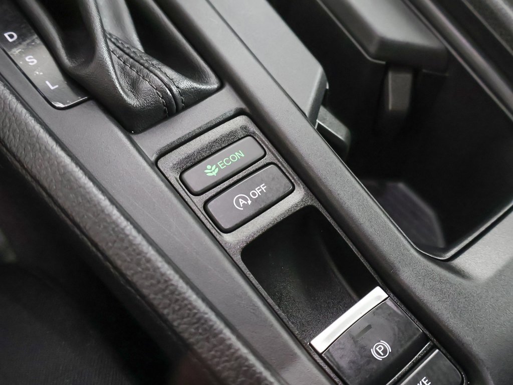 Certified 2025 Honda Accord LX image 41