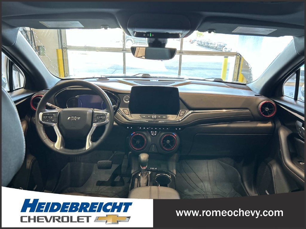 Used 2023 Chevrolet Blazer RS w/ Driver Confidence II Package AWD/4WD image 16