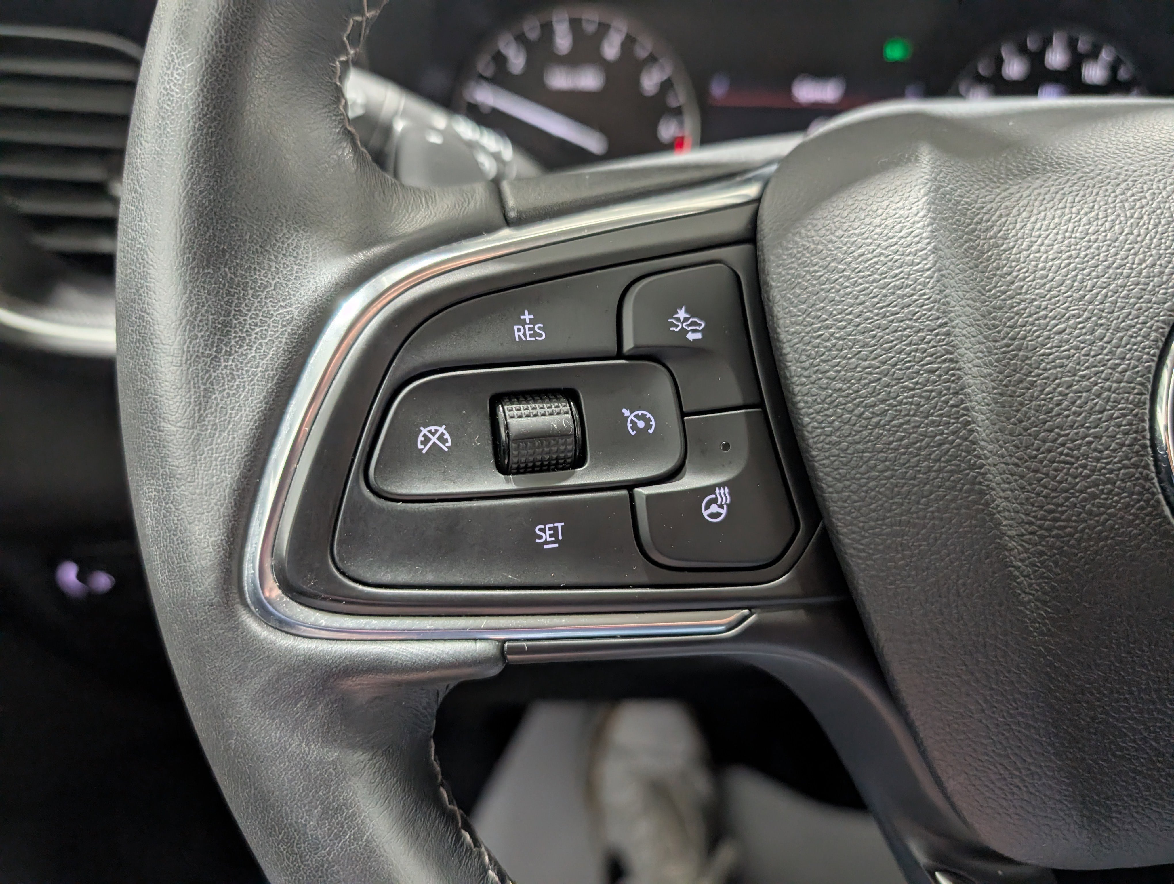 Used 2023 Buick Envision Preferred image 23