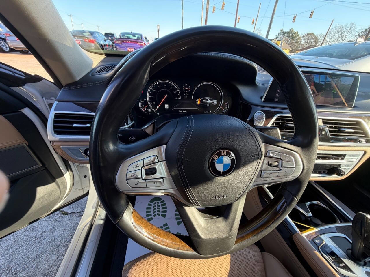 Used 2019 BMW 750i xDrive w/ Luxury Rear Seating Package image 12
