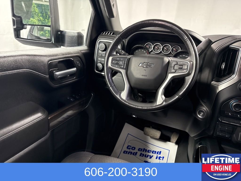 Used 2021 Chevrolet Silverado 1500 RST image 23