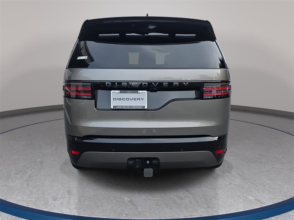 New 2025 Land Rover Discovery Dynamic SE image 6