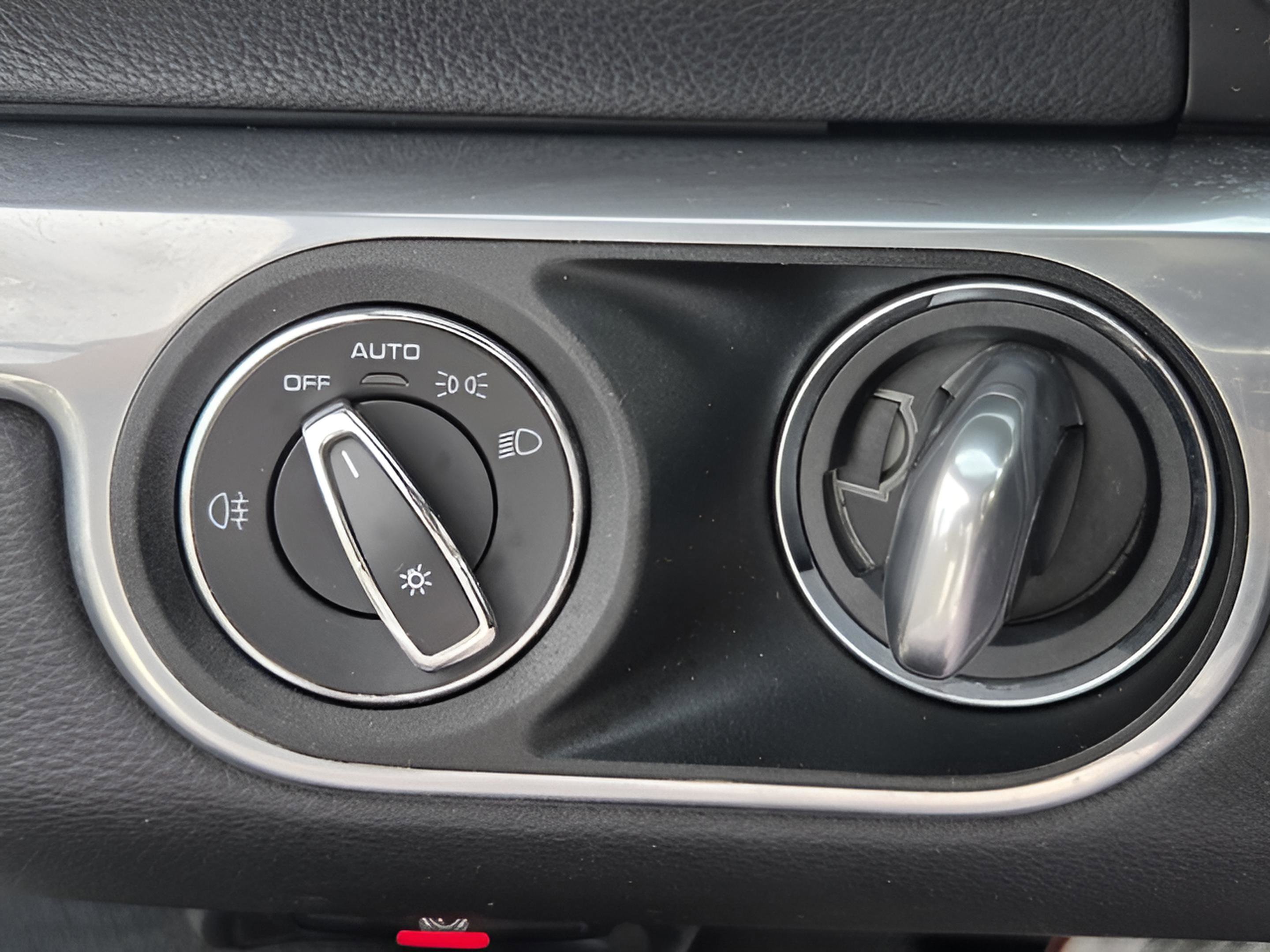 Used 2021 Porsche 718 Boxster image 15