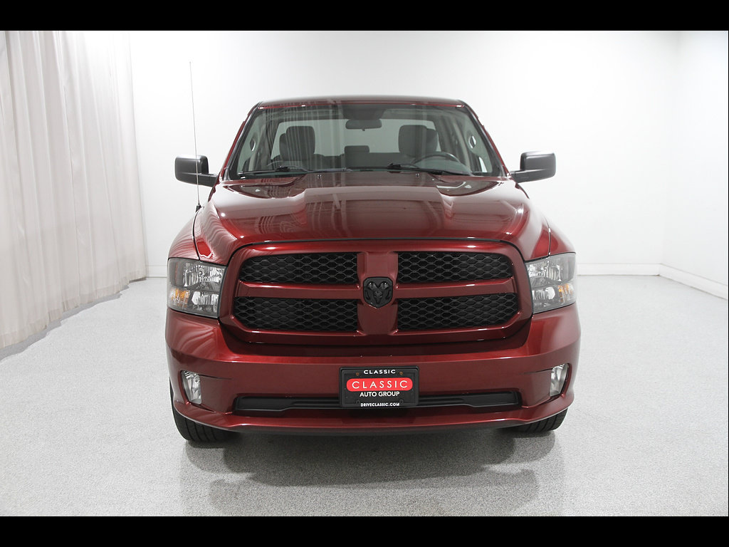 Used 2019 RAM 1500 Express w/ Express Value Package AWD/4WD image 2
