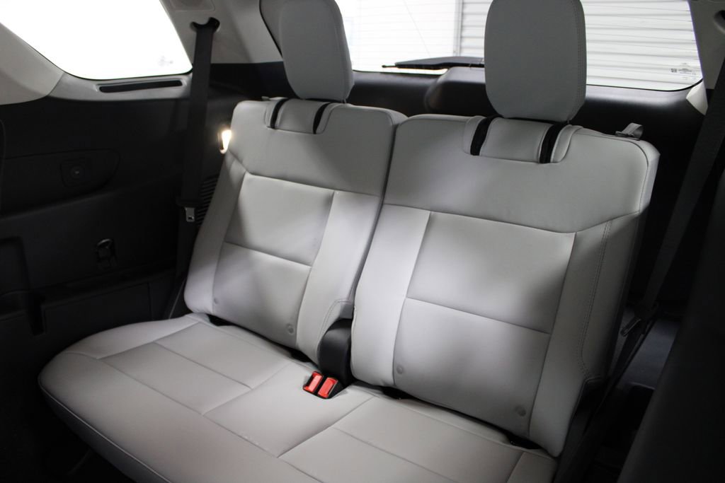 New 2026 Ford Explorer Platinum w/ LUX Leather Package image 26