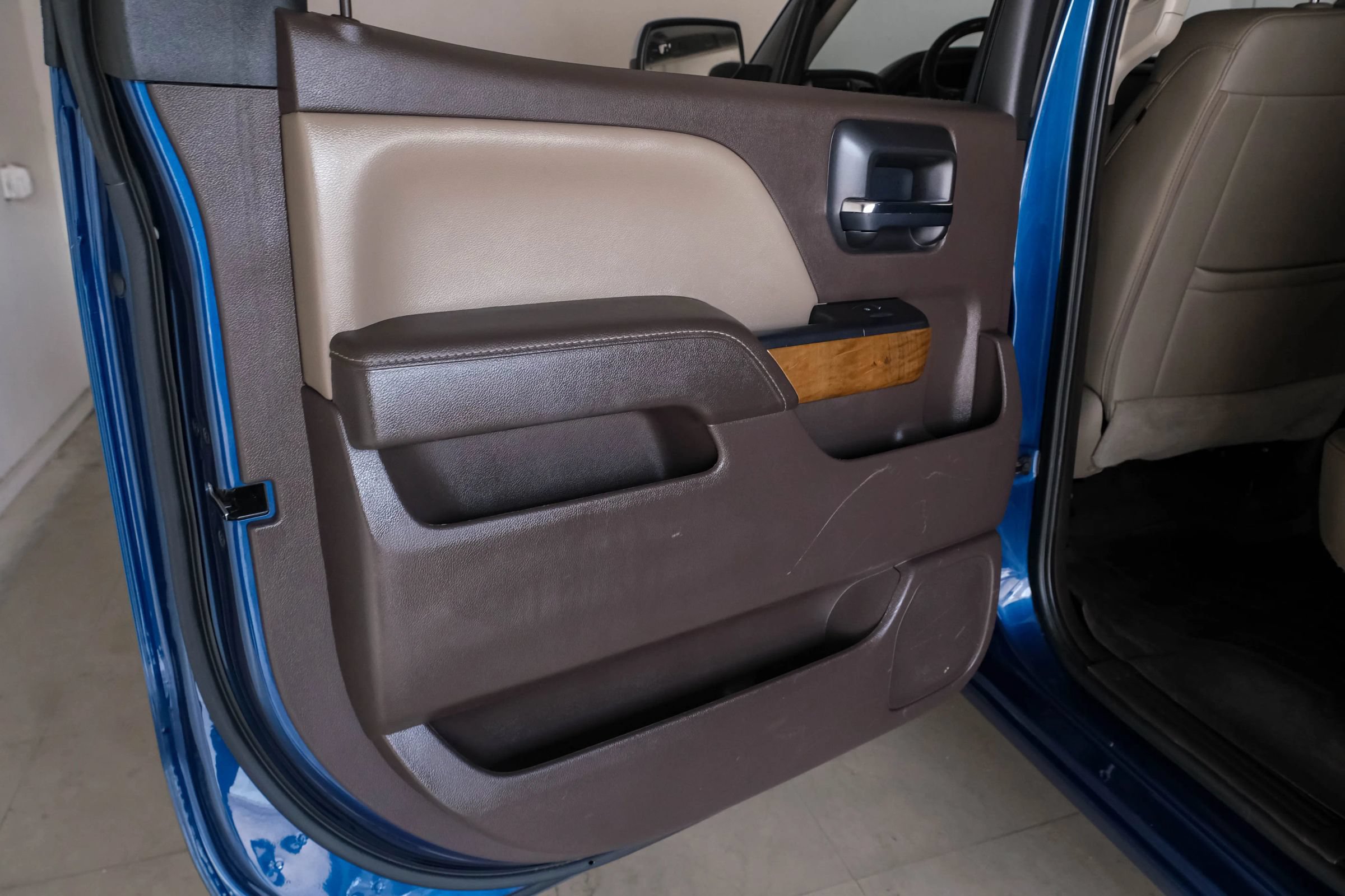Used 2017 Chevrolet Silverado 1500 LTZ w/ Sport Package RWD image 45