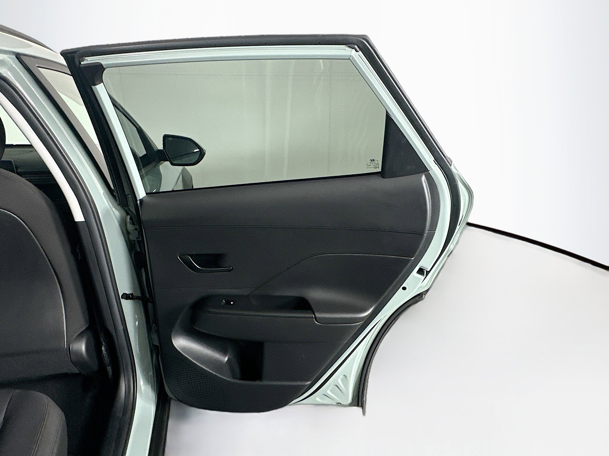 Used 2025 Hyundai Kona SEL image 28