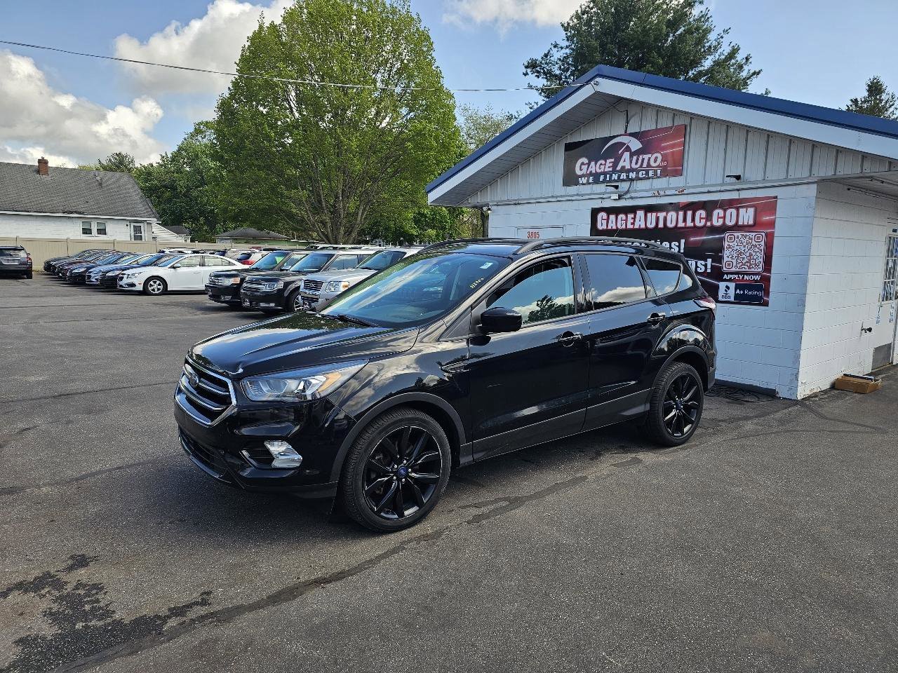 Used 2017 Ford Escape SE w/ Equipment Group 201A FWD image 5