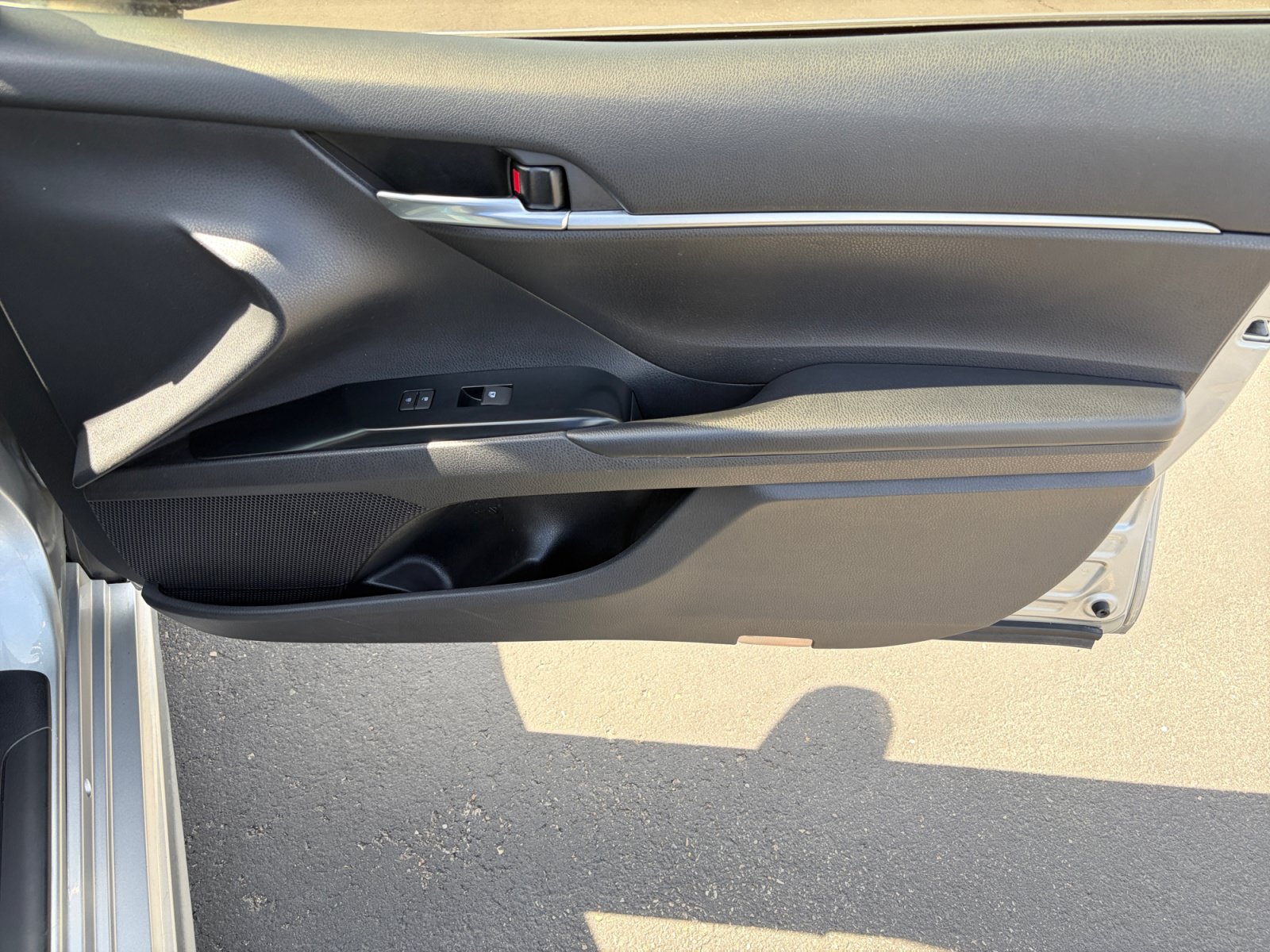 Used 2019 Toyota Camry SE w/ Audio Package FWD image 27