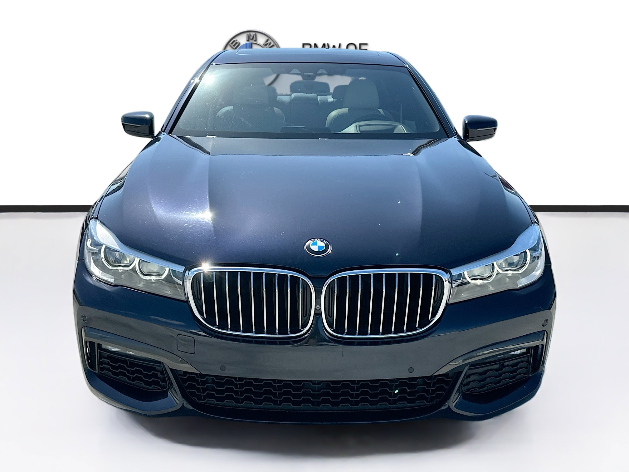 Used 2019 BMW 740i w/ Executive Package RWD image 2