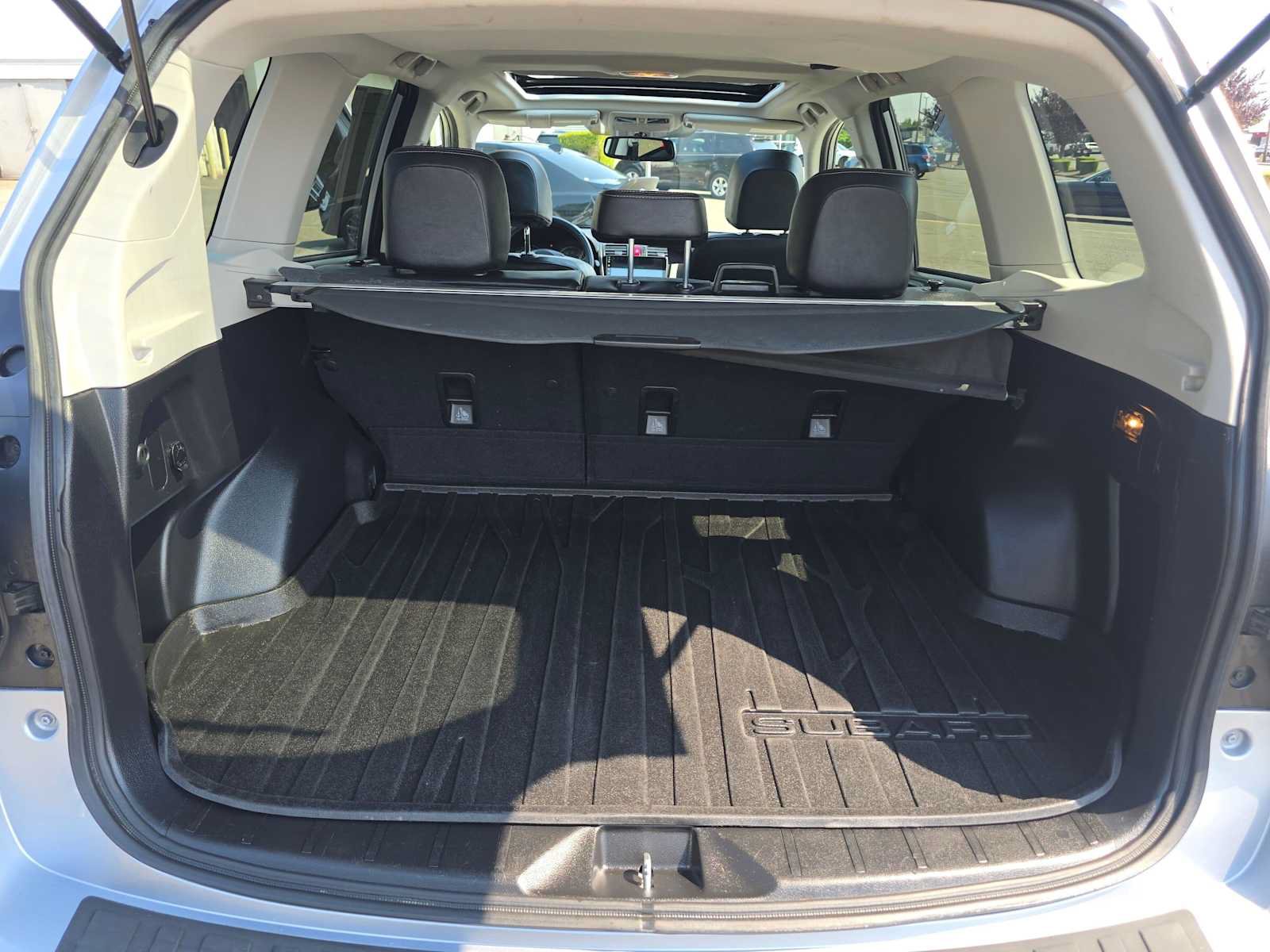 Used 2014 Subaru Forester 2.5i Limited AWD/4WD image 14