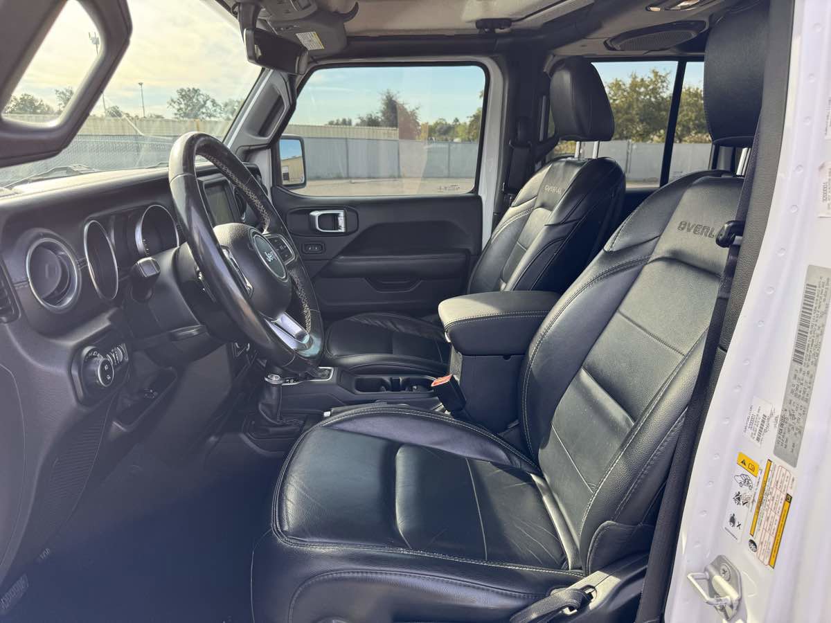 Used 2020 Jeep Gladiator Overland image 24