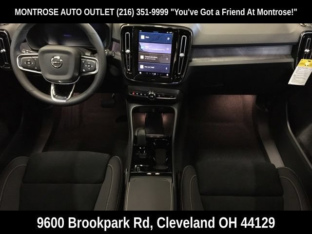 New 2024 Volvo XC40 Recharge Plus w/ Protection Package Premier RWD image 30