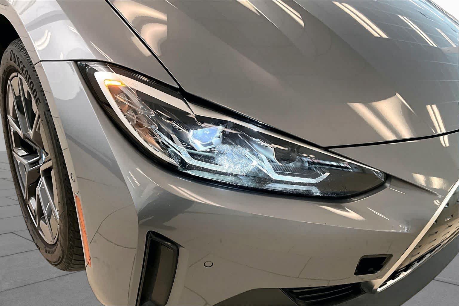 Used 2023 BMW i4 eDrive40 RWD image 26