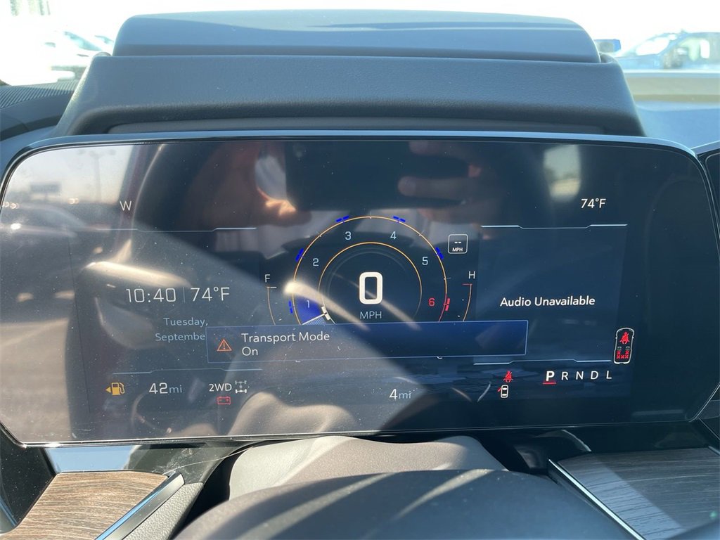 New 2025 Chevrolet Suburban Premier image 15