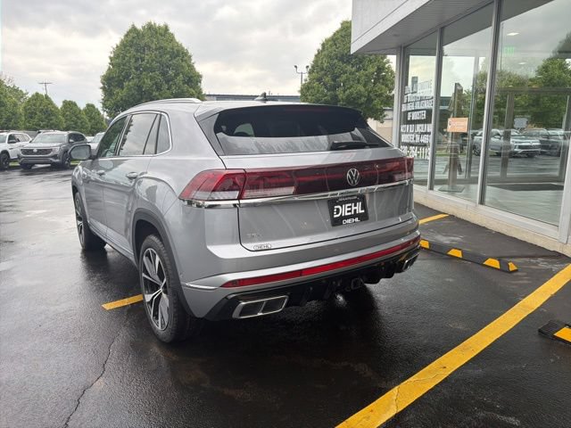 New 2026 Volkswagen Atlas Cross Sport SEL Premium R-Line AWD/4WD image 3