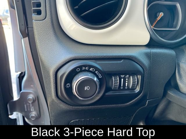 Used 2021 Jeep Wrangler Unlimited Sport AWD/4WD image 24