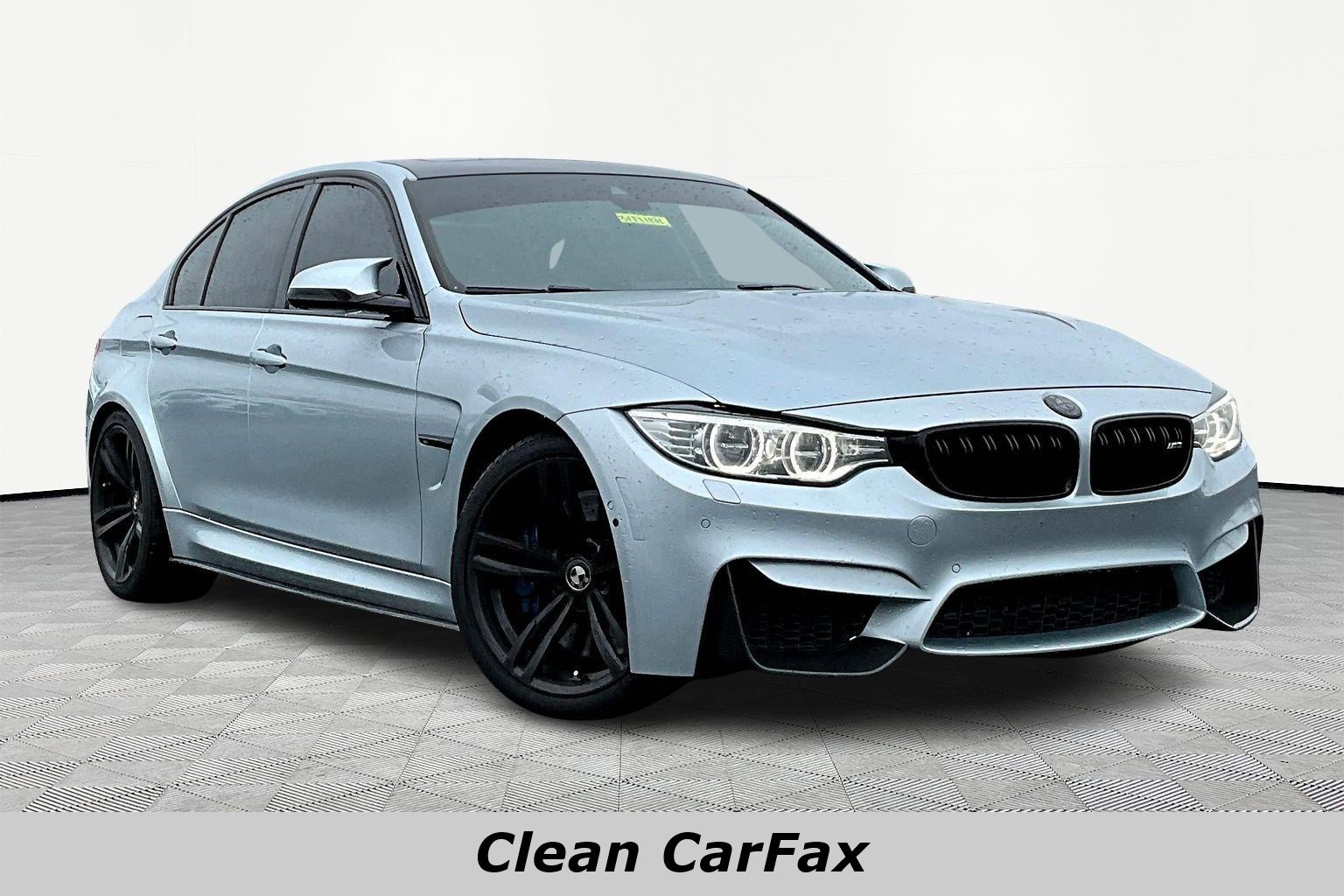 Used 2015 BMW M3 image 3